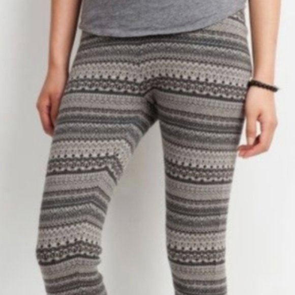 Roots Women's Patterned Fair Isle Knit Leggings - Picture 3 of 12